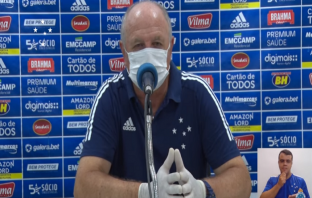 Luiz Felipe Scolari deixa Cruzeiro antes do término da Série B